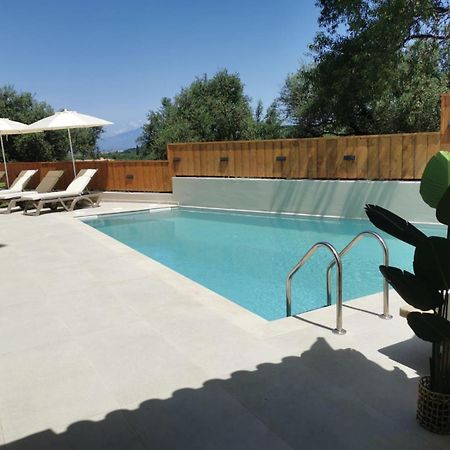 Galadriel Villa With Private Pool & Jacuzzi Kato Yerakarion ภายนอก รูปภาพ
