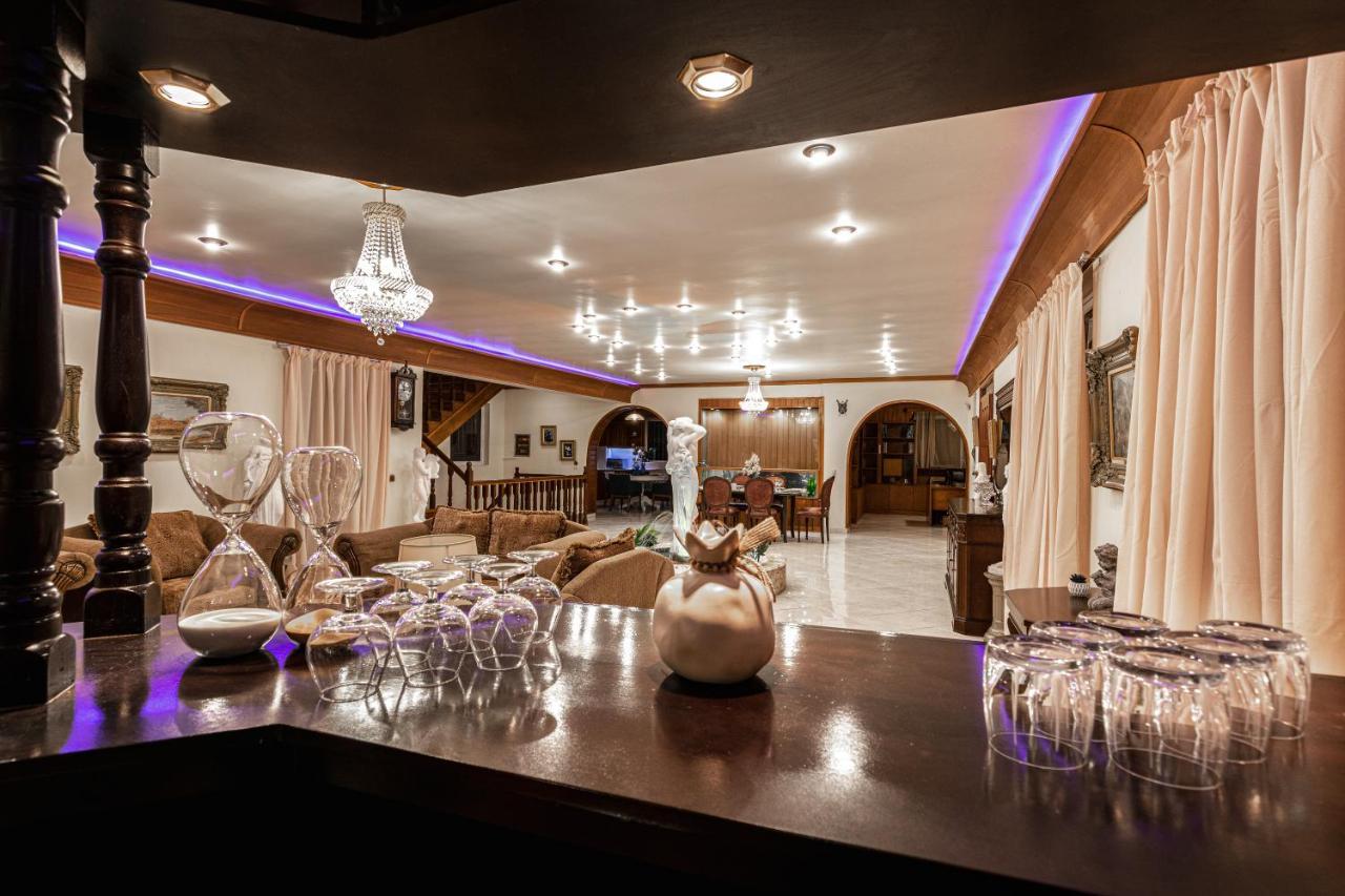Galadriel Villa With Private Pool & Jacuzzi Kato Yerakarion ภายนอก รูปภาพ